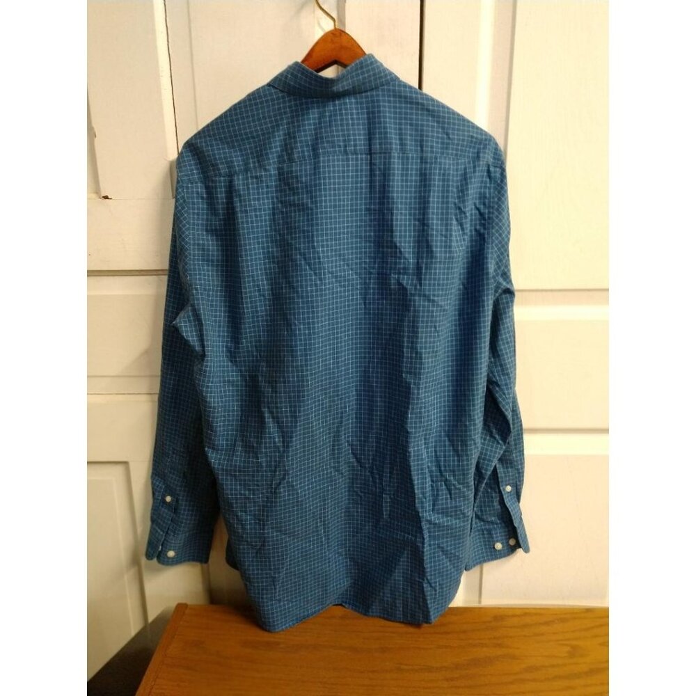 L.L. Bean Mens Wrinkle-Free Checkered Button-Down Shirt Slightly Fitted 100%
